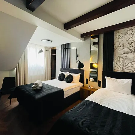 Hotel Millennium