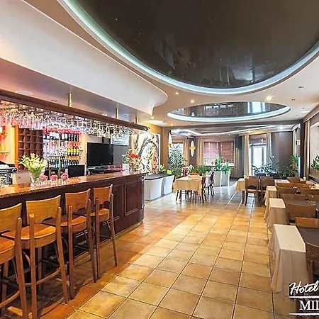 فندق Millennium 2*
